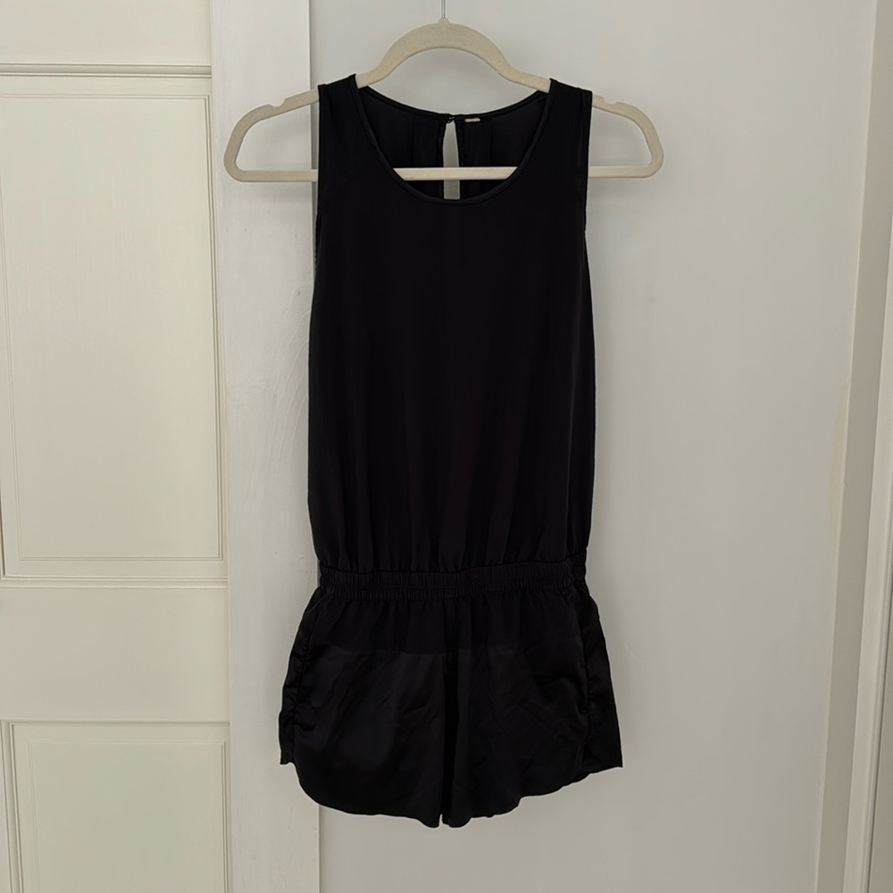 Lululemon black romper. Black. Size 4
